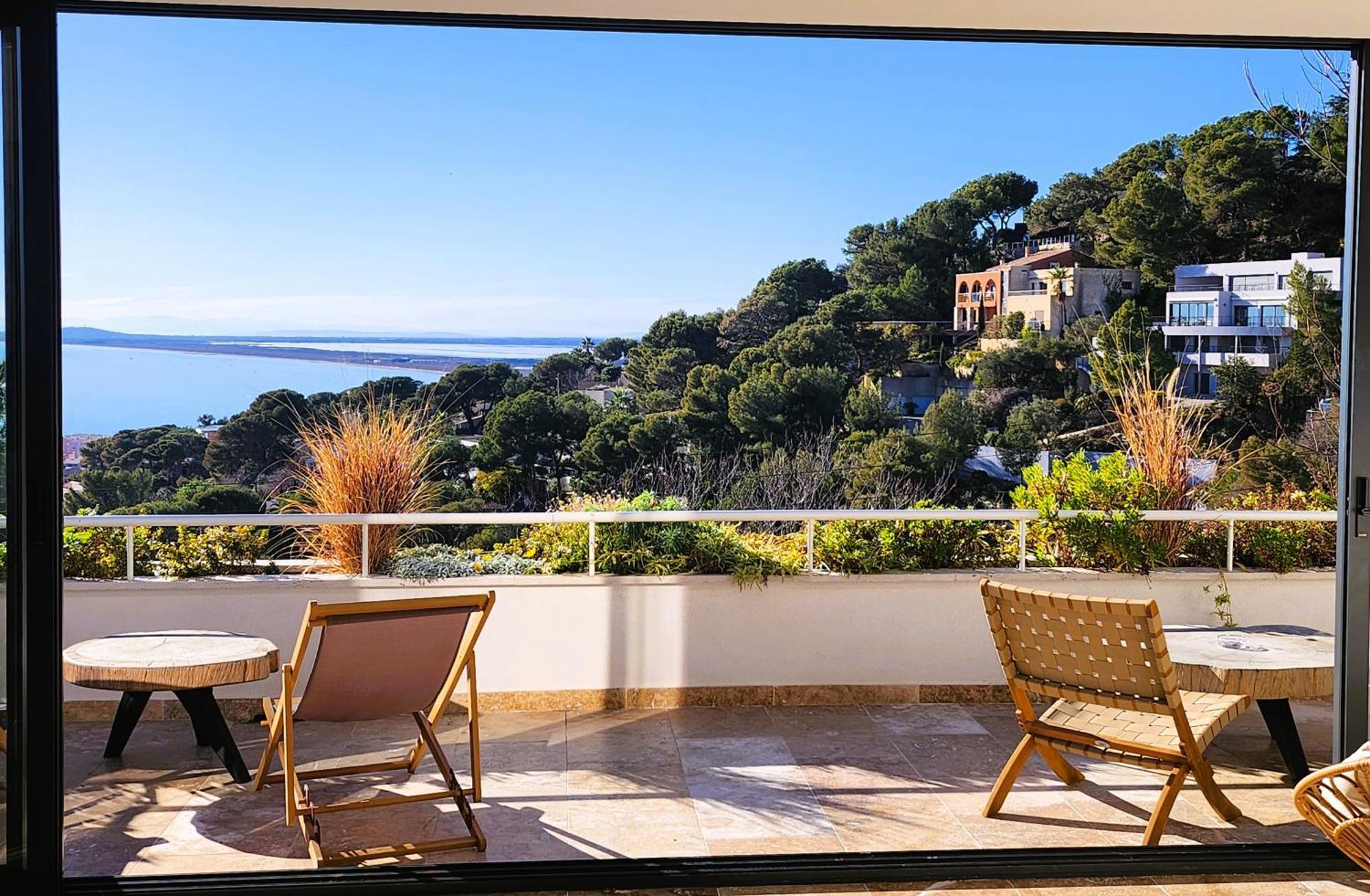 Les Tonnelles - Villa Saint-Clair Sète Exteriör bild